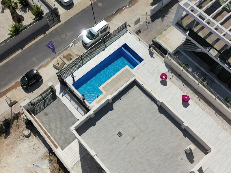 01HJ8CZMPAFG1HQKK0SBC446D2-medium