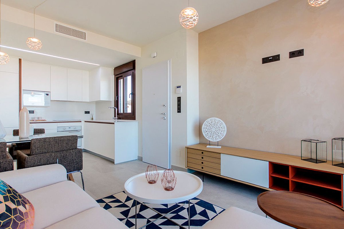 01HRYHRW8HDX78HE66BE8AKS85-medium