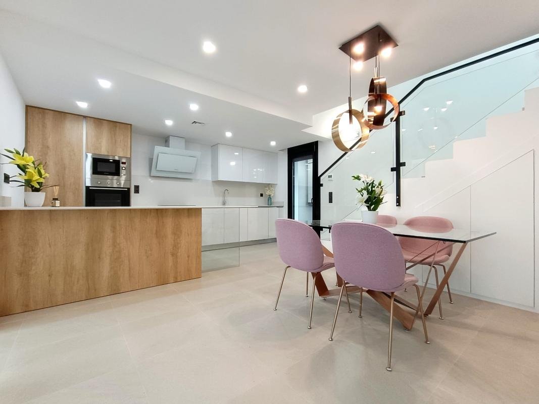 01JZSKPDRWKY6AV5P1JSCEXQT9-medium