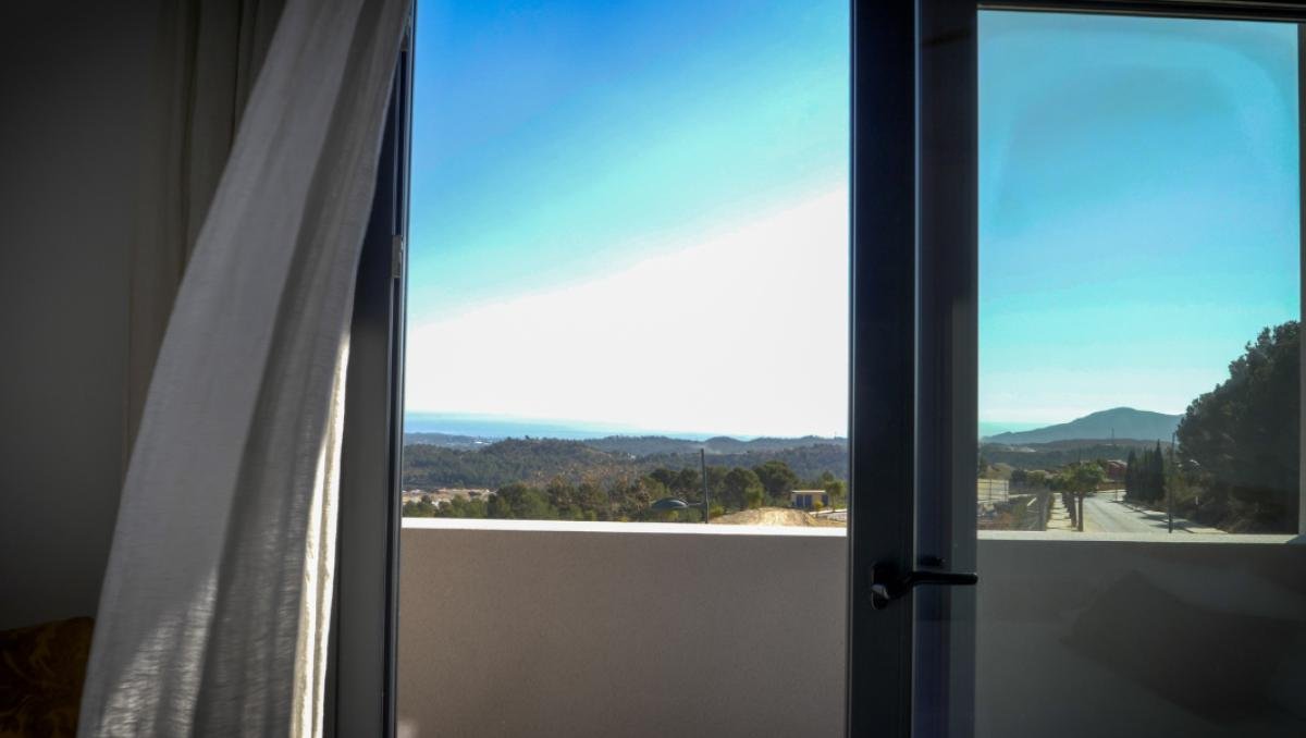 01KATVJCTNG2RSWB53XMT3AA0W-medium