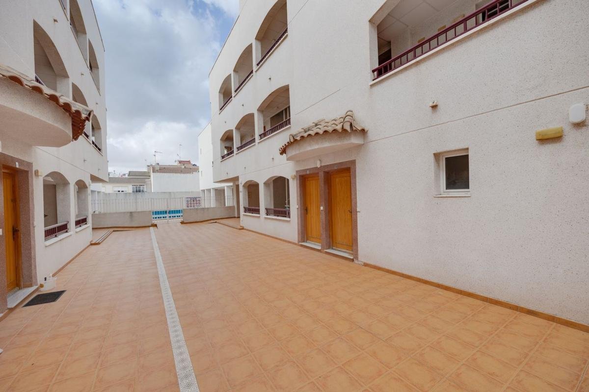 property-487045-1-medium