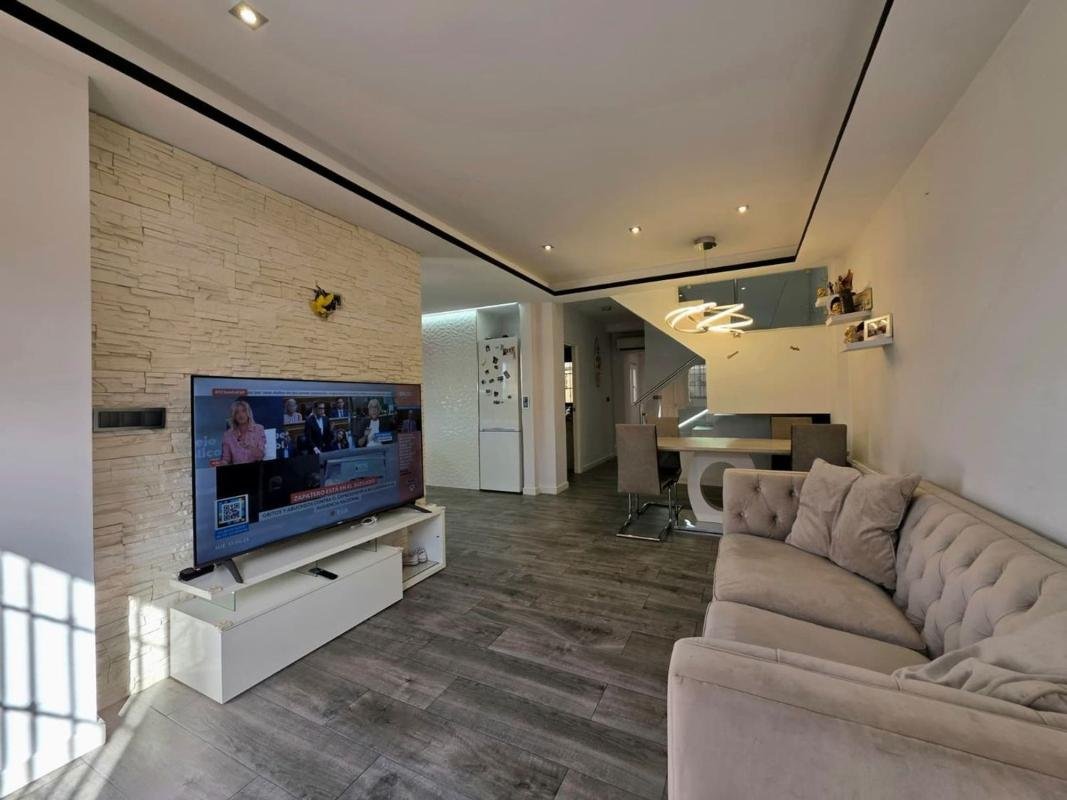 property-523542-2-medium