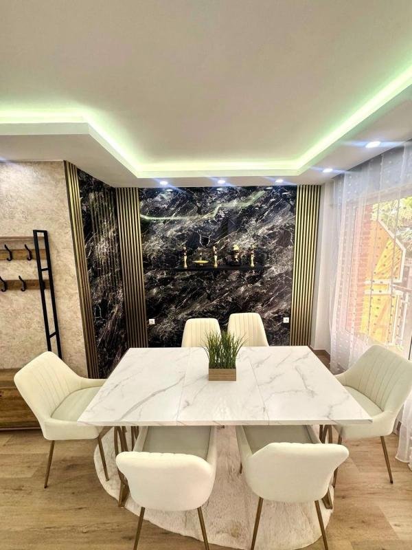 property-526610-3-medium