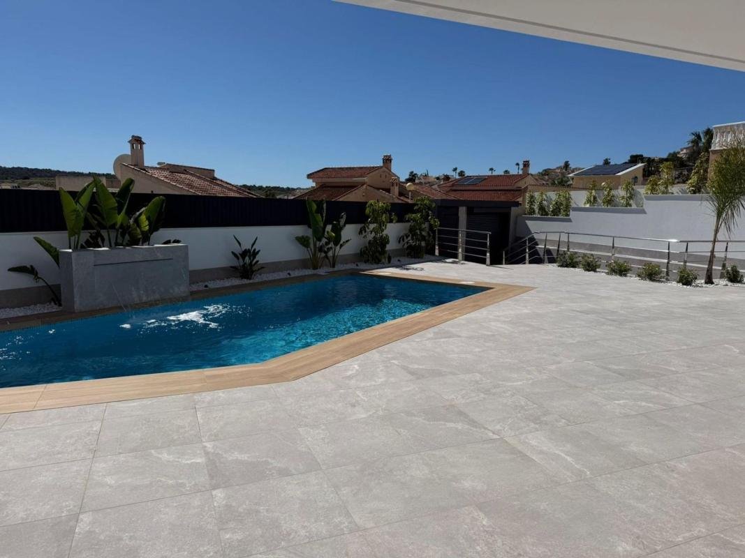 property-566556-5-medium